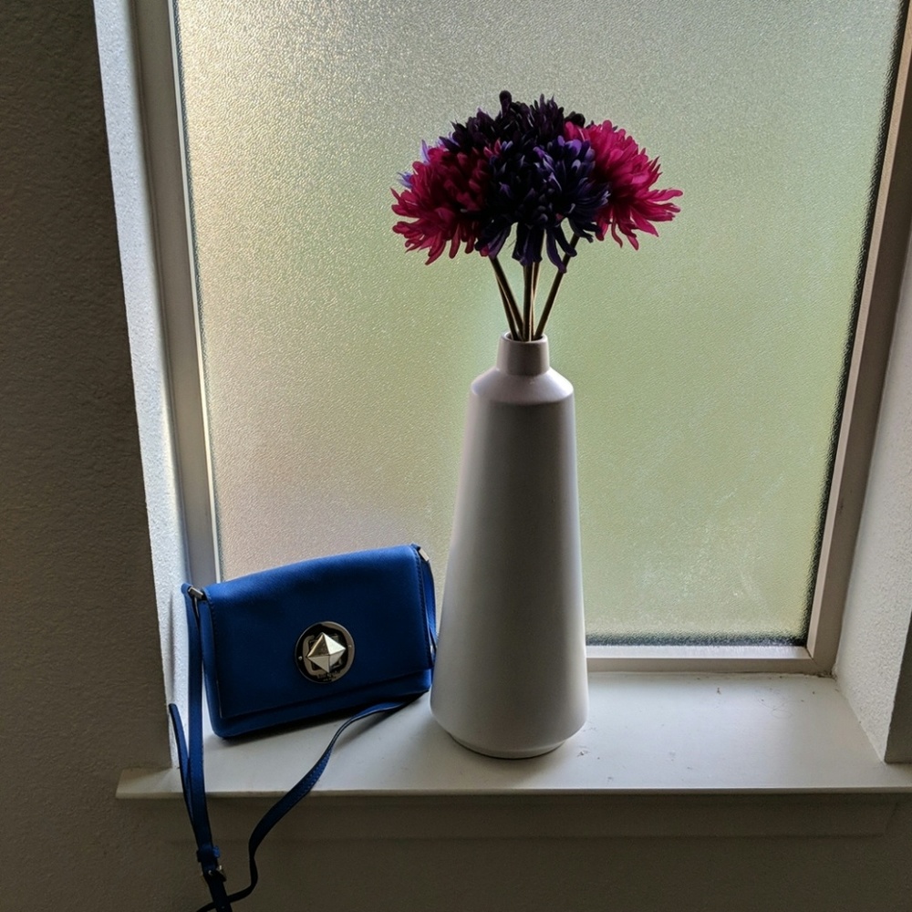 Kate spade electric blue small crossbody